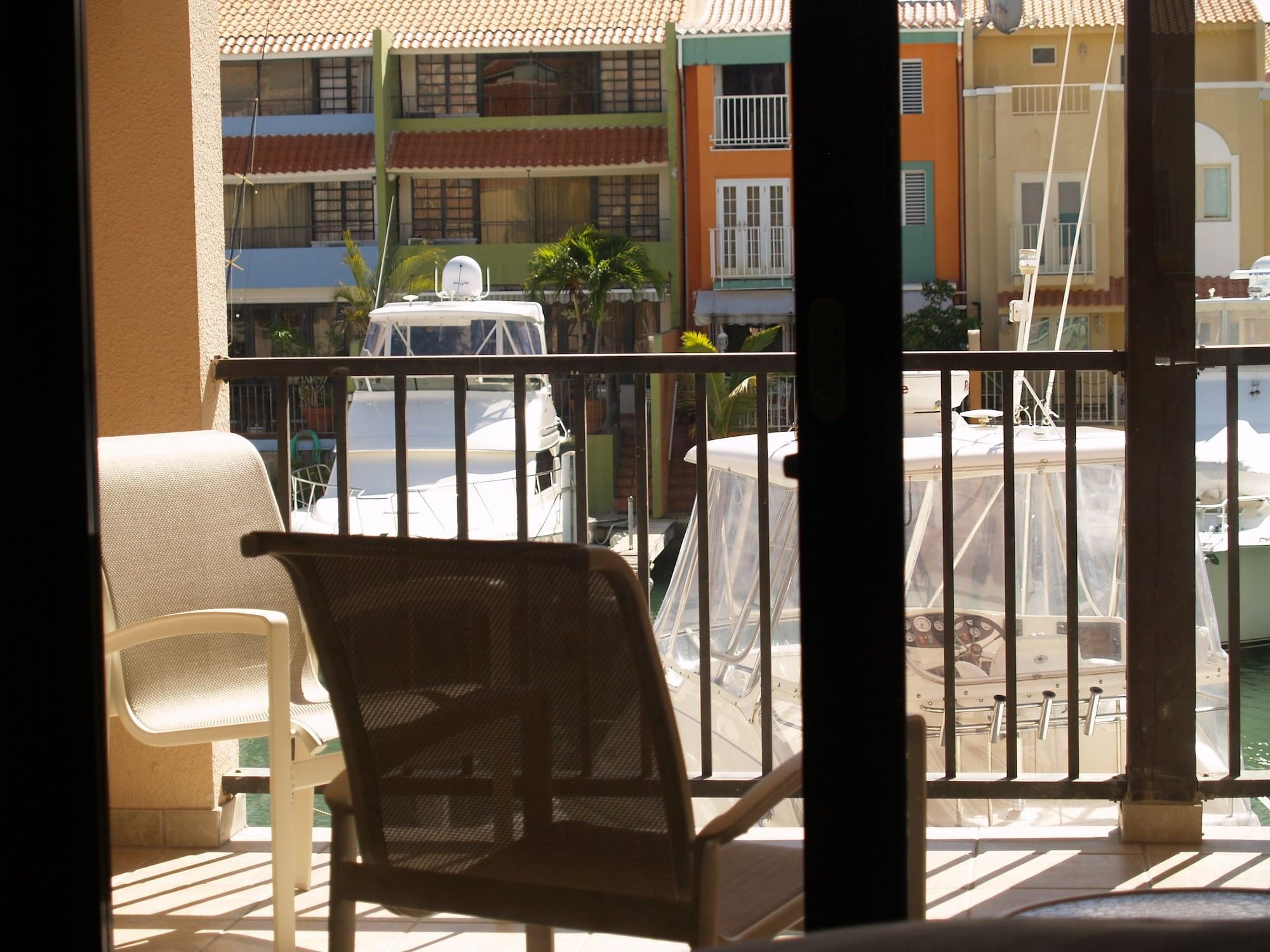 Park Royal Homestay Club Cala Puerto Rico Умакао Экстерьер фото