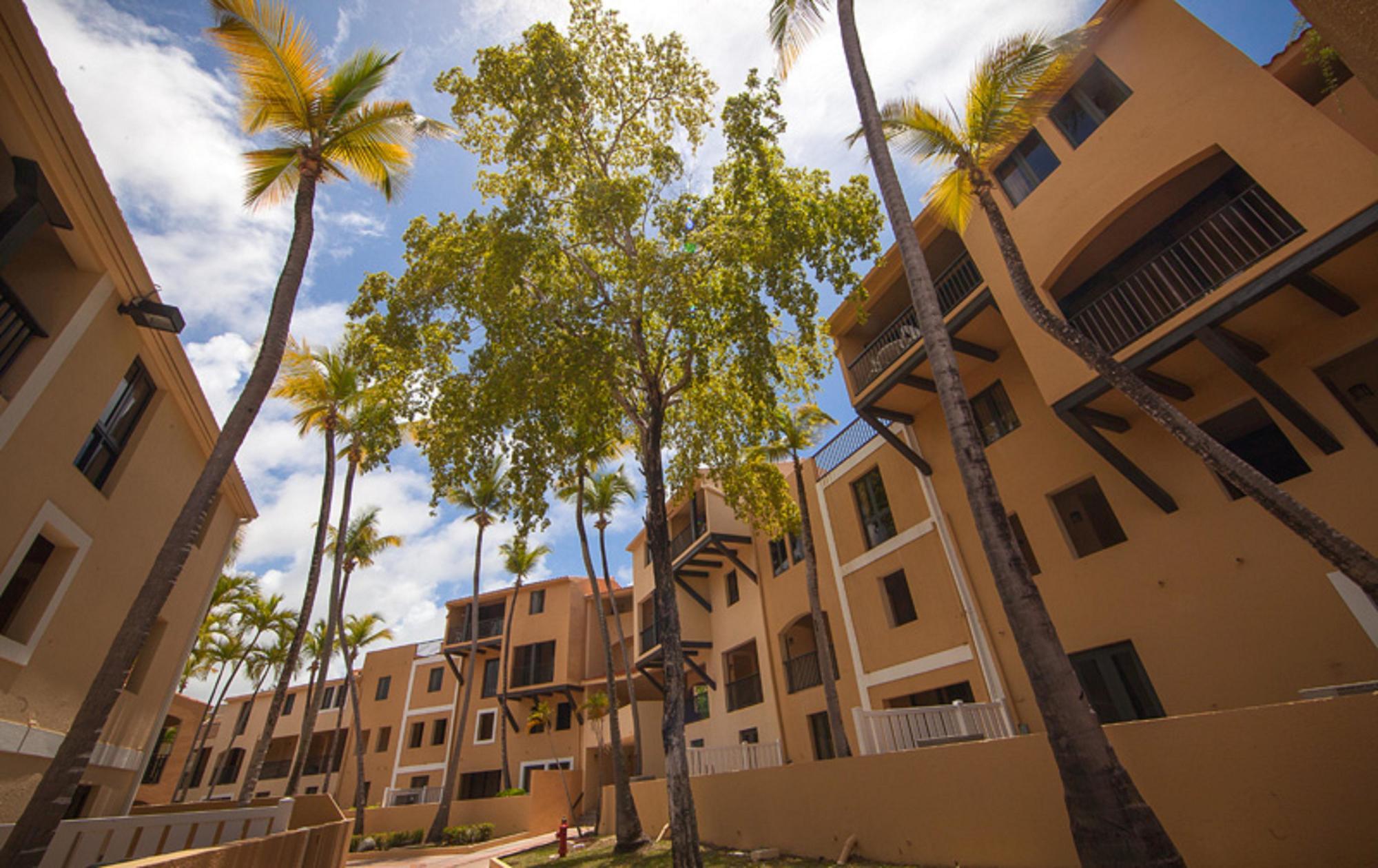Park Royal Homestay Club Cala Puerto Rico Умакао Экстерьер фото